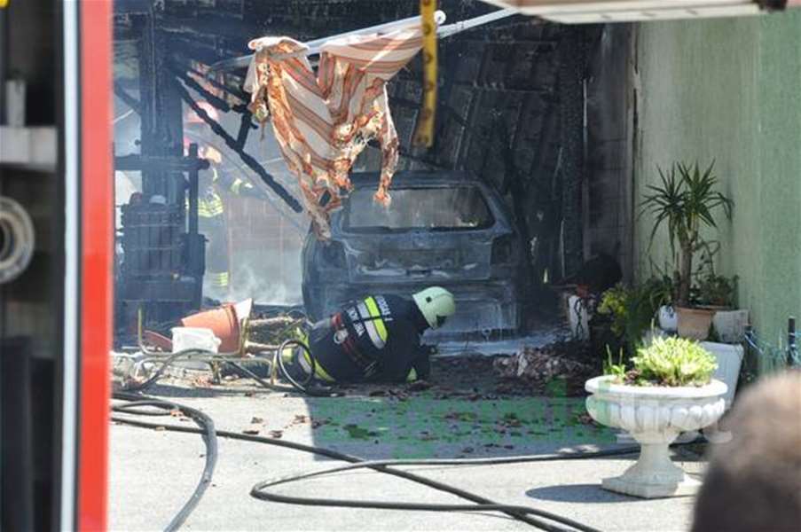 zagorje, pozar, kuca, poznanovec, vatrogasci, dvd-bedekovcina, dvd-zabok,28042013 (4).jpg