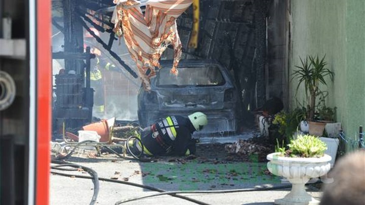 zagorje, pozar, kuca, poznanovec, vatrogasci, dvd-bedekovcina, dvd-zabok,28042013 (4).jpg