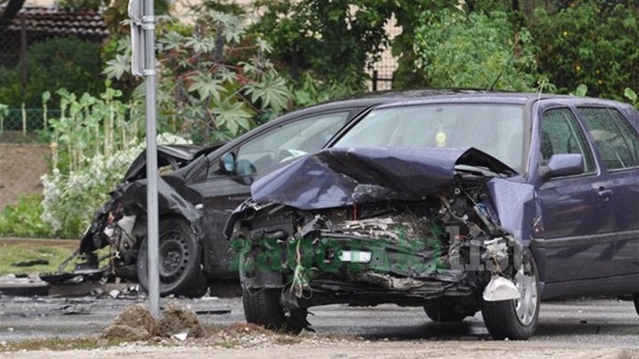 zagorje_frontalni_sudar_hum_lug_cetiri_osobe_ozlijedene_13092012 (3).JPG