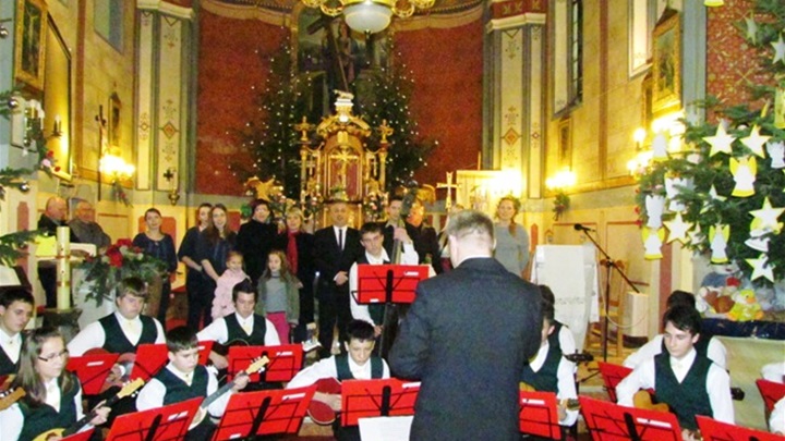 koncert kud mihovljan.jpg