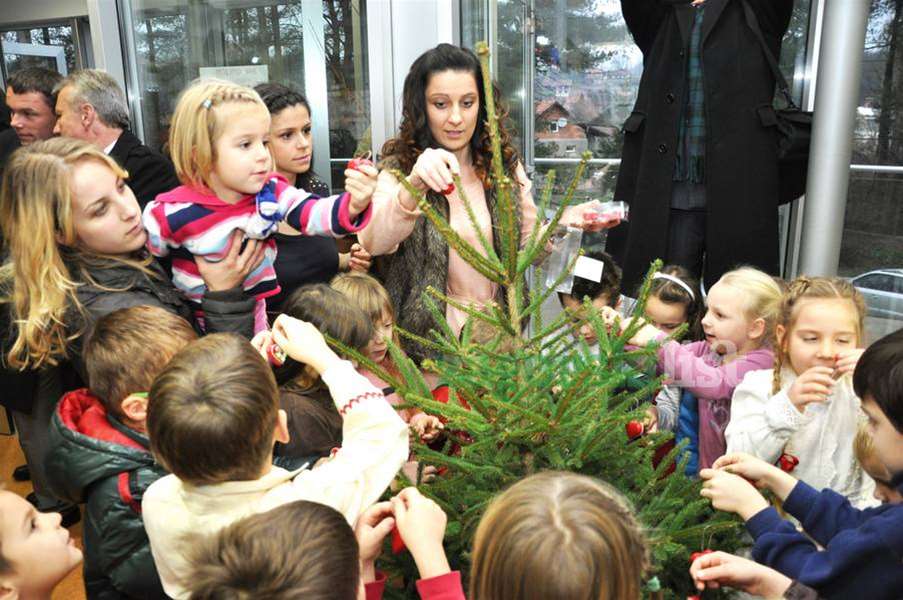 zagorje_otvorenje_vrtića_bedekovčina_dan_općine_04122012_01.jpg