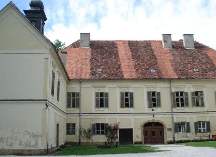 Dvorac Stubicki Golubovec.jpg