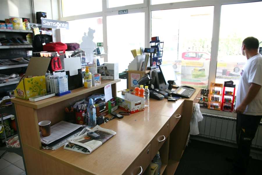 tifon pumpa veliko trgovišće nutra.jpg