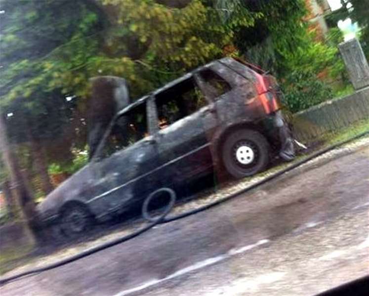 fiat izgorjeli.jpg