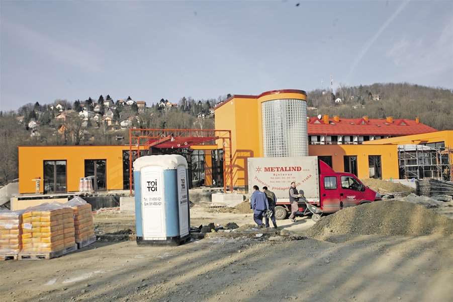 Terme Jezerčica1.jpg