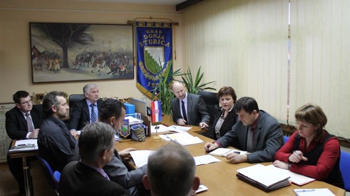 Uredovni dan (800 x 533).jpg