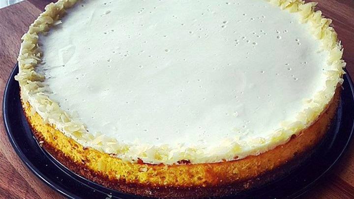 Cheesecake s domaćim kravljim sirom i domaćim vrhnjem.jpg