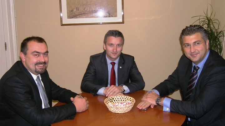 hdz planković tušek.JPG