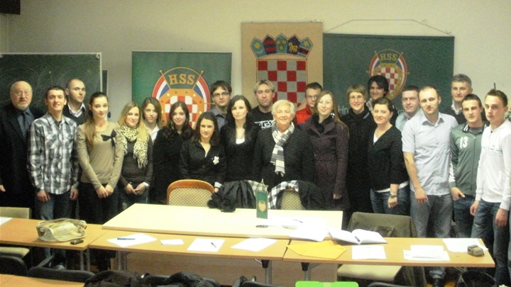 hss mladež.JPG