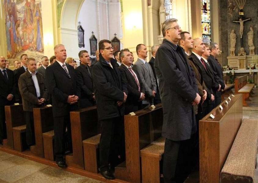 Screenshot (15h 26m 29s).jpg