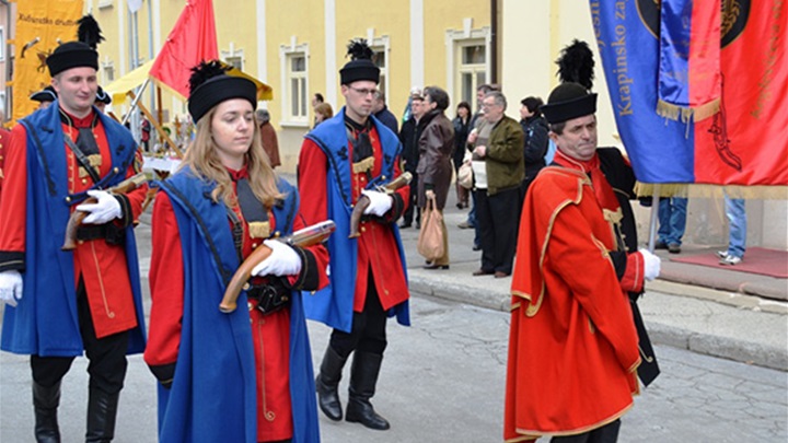 kostelska pistolja.jpg