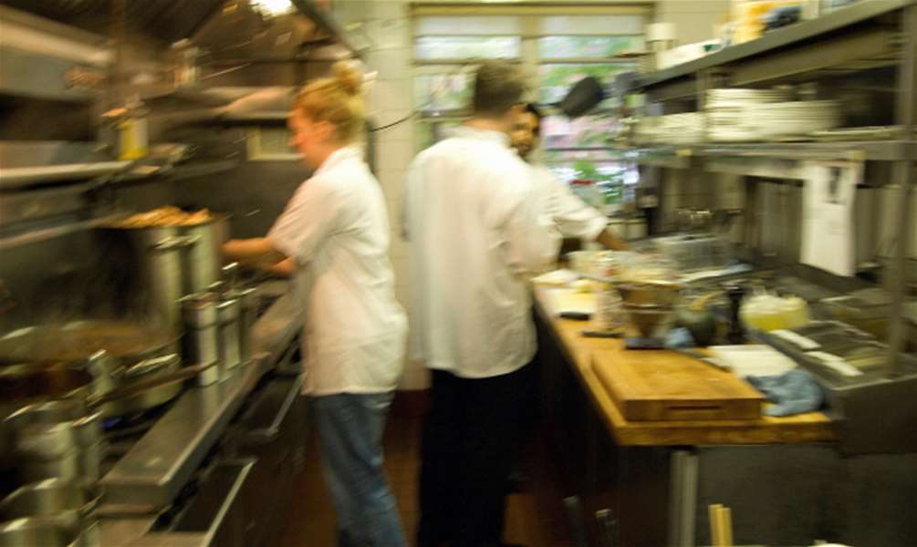 sezonski posao more.jpg