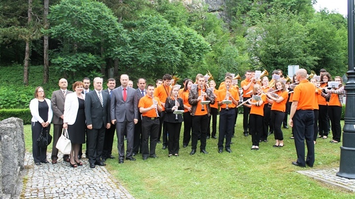 Puhački orkestar Lipa Tuhelj.JPG