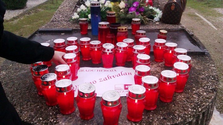 FM SDP KZŽ Dan sjećanja na Vukovar 2013.jpg