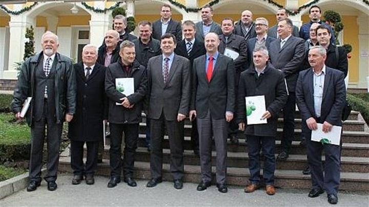 bespovratna sredstva.jpg