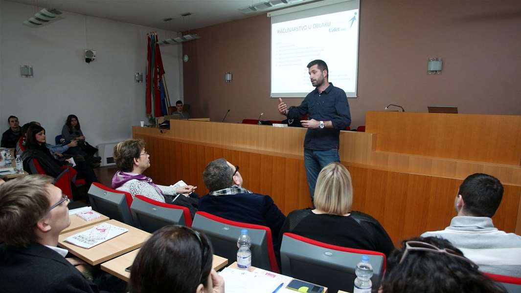 Krešimir Jusup-predavanje Cloud usluge.jpg