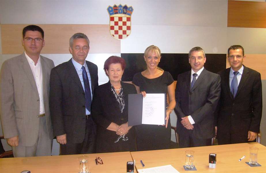 piškornica ugovor.JPG