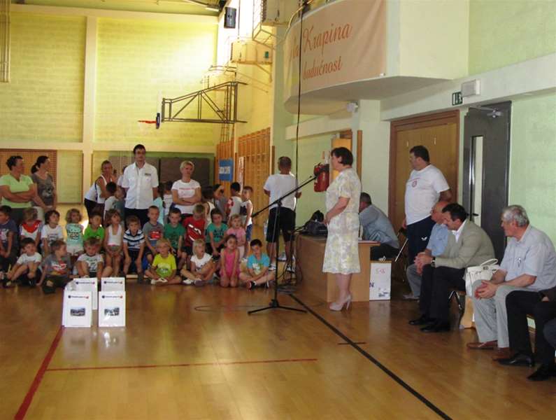 Otvorenje XII. Sportskih igara učenika.jpg