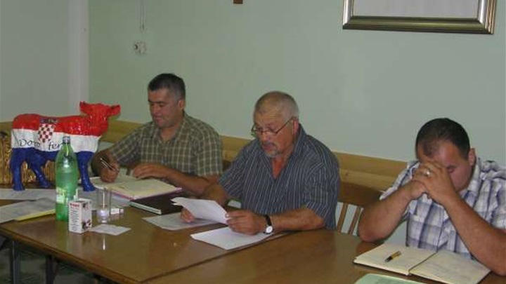 Skupština poizvođača mlijeka.jpg