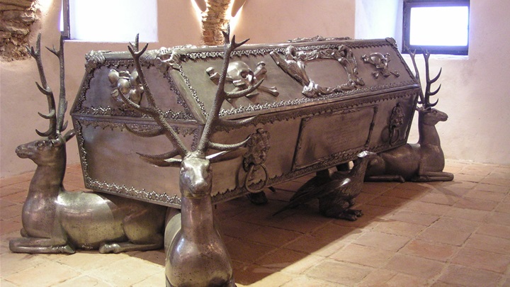 Sarkofag Emerika Erdödyja.JPG