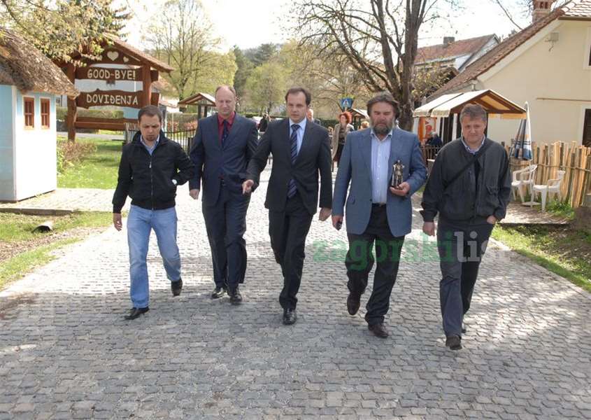 zagorje_jakovcic_ministar_hajdas_doncic_kumrovec_12042012_01.jpg
