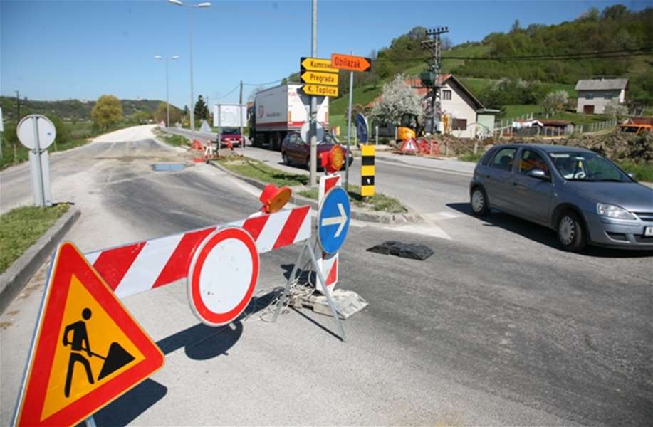 zatvorena cesta od kružnog toka u gredicama do nadvožnjaka gubaševo.jpg