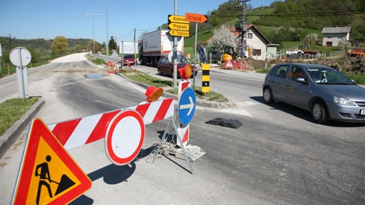 zatvorena cesta od kružnog toka u gredicama do nadvožnjaka gubaševo.jpg