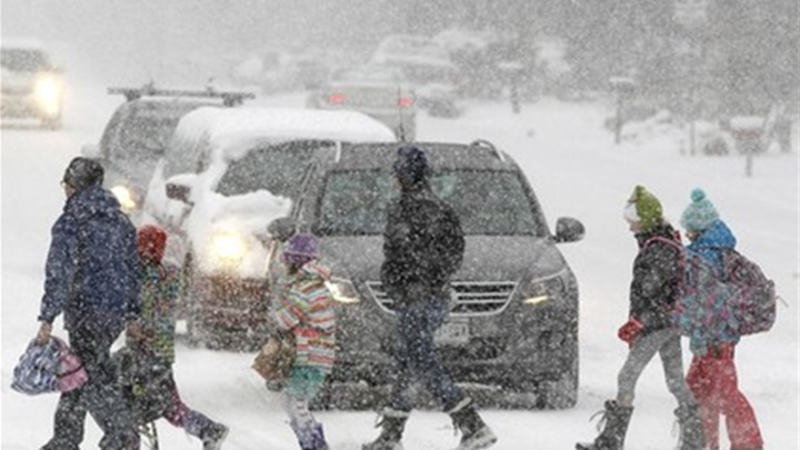 djeca snijeg škola.jpg