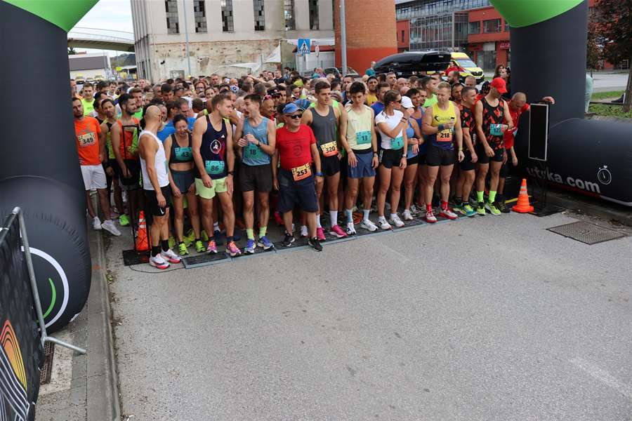 Start glavne utrke.jpg