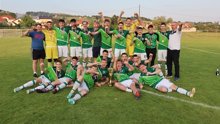 Juniori Pregrade.jpg