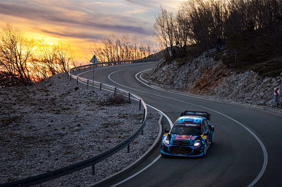 Photo04_Uroš Modlic.jpg