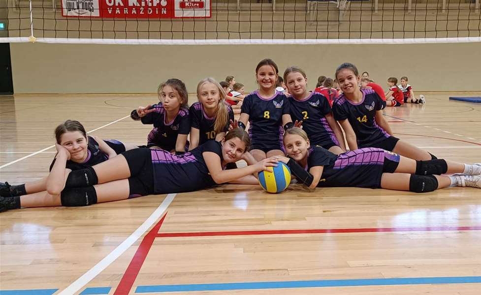 SPORT 13.12_ODBOJKA 1. HOL MINI ODBOJKA TOPLICE 1 U DOIGRAVANJU ZA PRVAKA .jpg