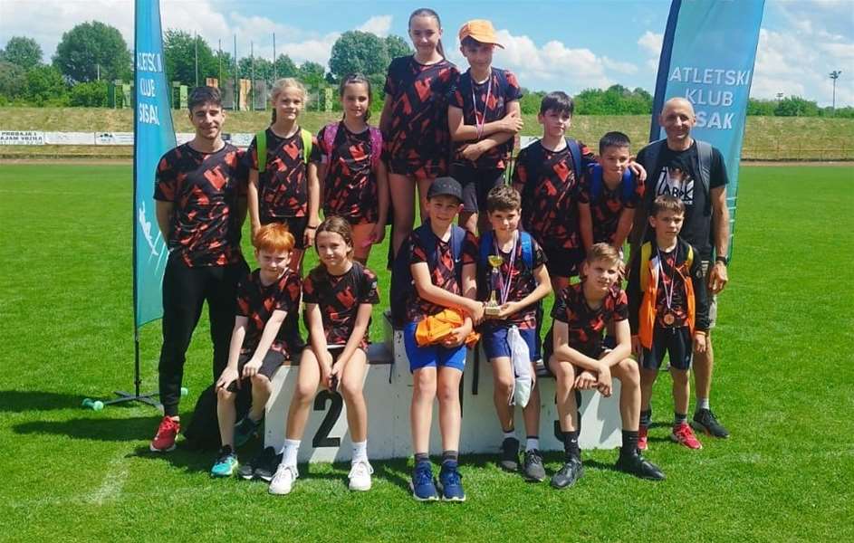 LIMAČI AK ZABOK.jpeg