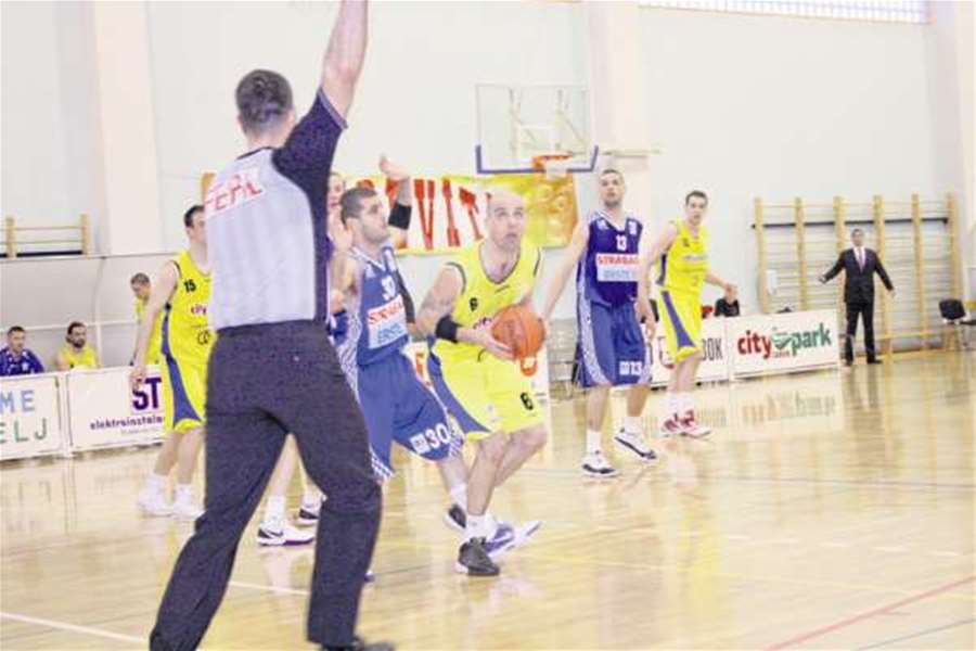 tomeljak u prodoru.jpg