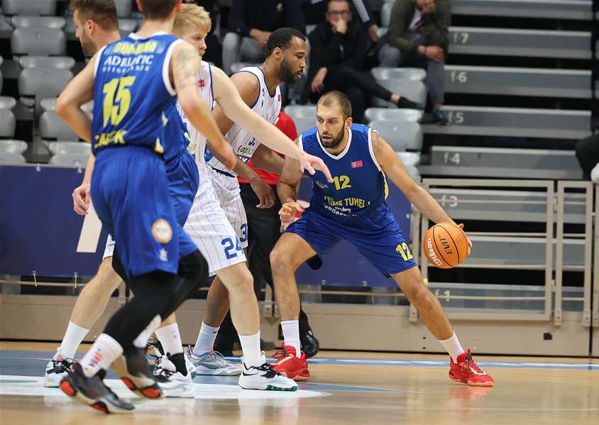 Prvak Zadar danas gostuje u Zaboku