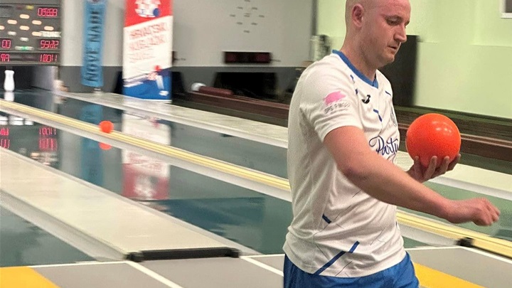 SPORT 6 2 KUGLANJE Martin Huis.jpg