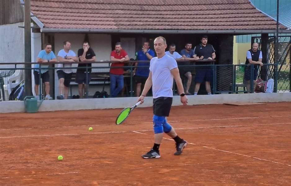 SPORT 18.7_TENIS STUBICA U FINALU2.jpg