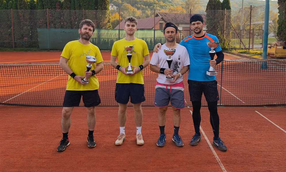 tenis parovi piramida 5.jpeg