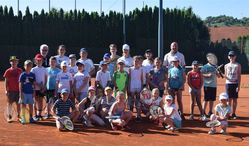 ŠKOLA TENISA U MARIJI BISTRICI .JPG