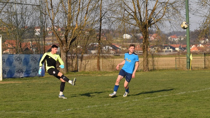 SPORT 8.4_NOGOMET 4. NL SREDIŠTE SKUPINA A BLATO U ZAVRŠNICI DO SVA TRI BODA .JPG