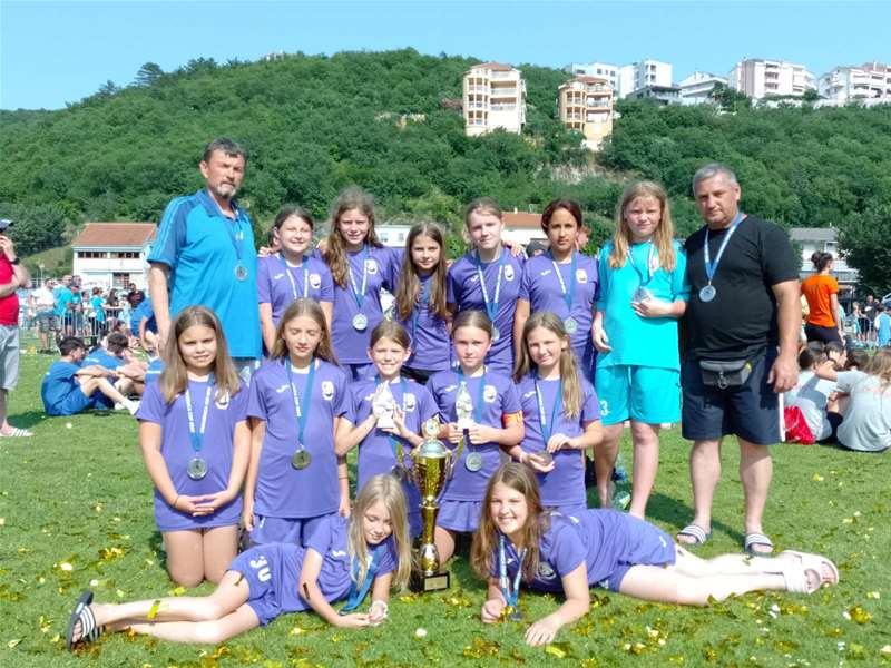 SPORT 20.6_NOGOMET Limačice Mladosti Marija Bistrica druge na turniru u Crikvenici  1.jpg