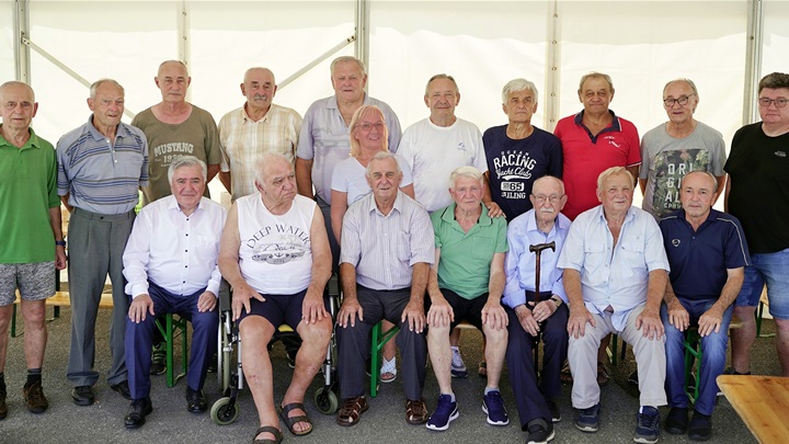 Najastariji živući članovi NK Ivančica ZLB .jpg