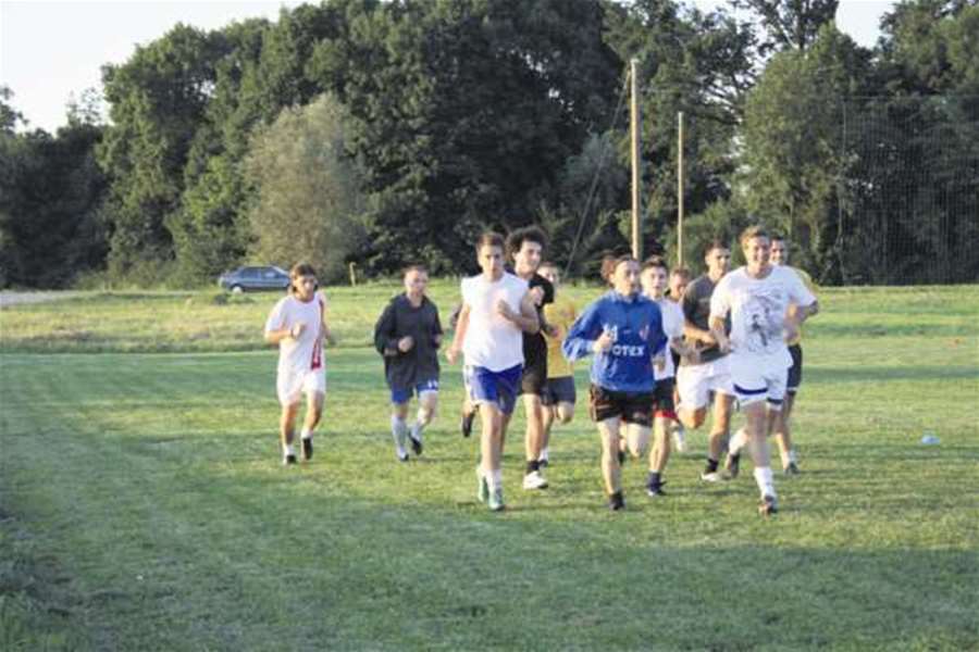 mladost - detalj s treninga.jpg