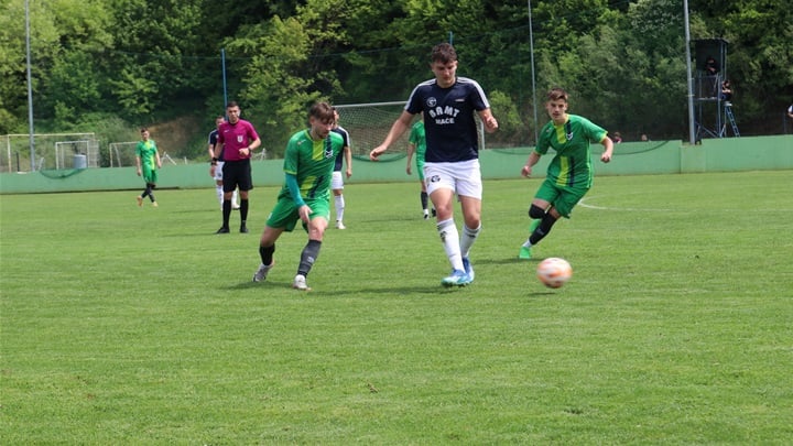 KURILOVEC - GAJ MAČE.JPG