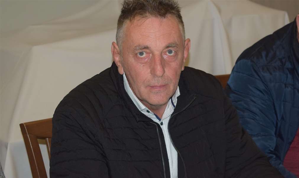 SPORT 6.2_NOGOMET PREDSJEDNIK I DALJE MARIJAN KRUHAK3.JPG