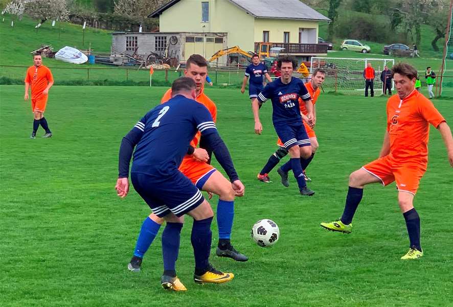 SPORT 23.8_NOGOMET 2. ŽNL KREĆE BORBA ZA 1. ZAGORSKU LIGU.jpg