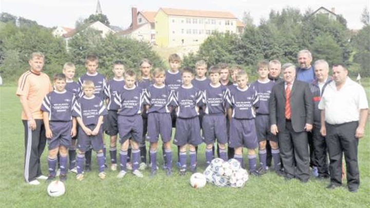 NK Desinić_pioniri.jpg