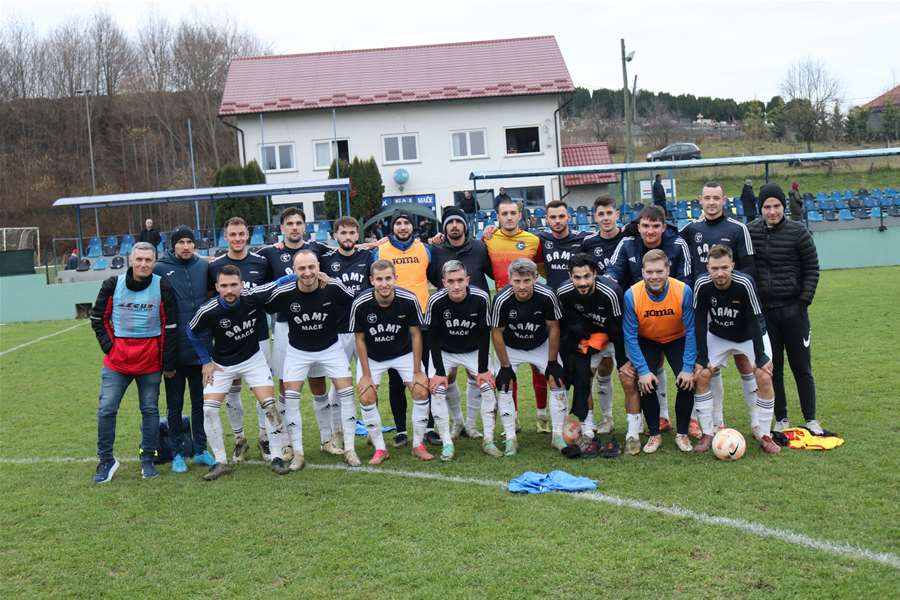 GH-NASLOVNA.JPG