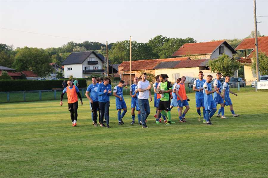 MLadost momčad.jpg