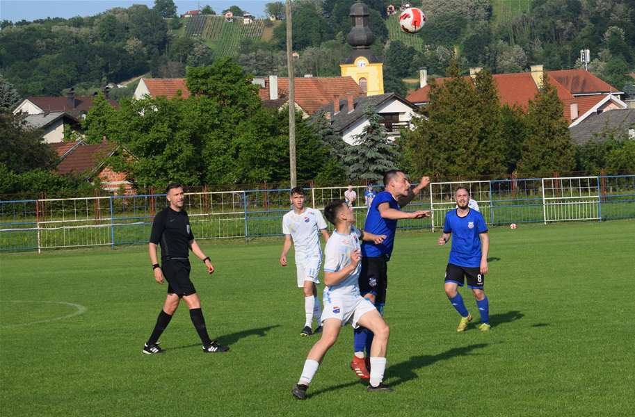 SPORT 22.8_NOGOMET 1. ŽNL LIGA 10 SA PUNO UZBUĐENJA.JPG